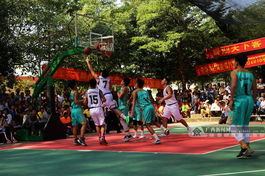 霍伊伦开场7分钟破门，为那不勒斯近36年来对阵尤文最快进球